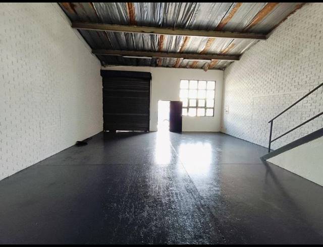 INDUSTRIAL PROPERTY TO RENT IN HALFWAY HOUSE